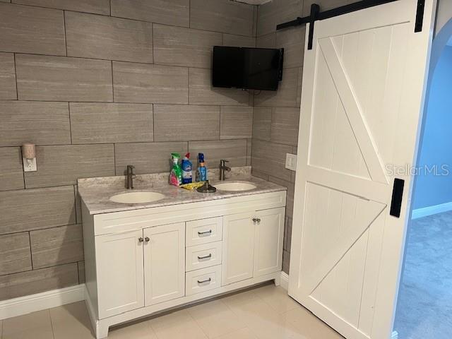 Image 13 of 31 For 8002 62nd Loop