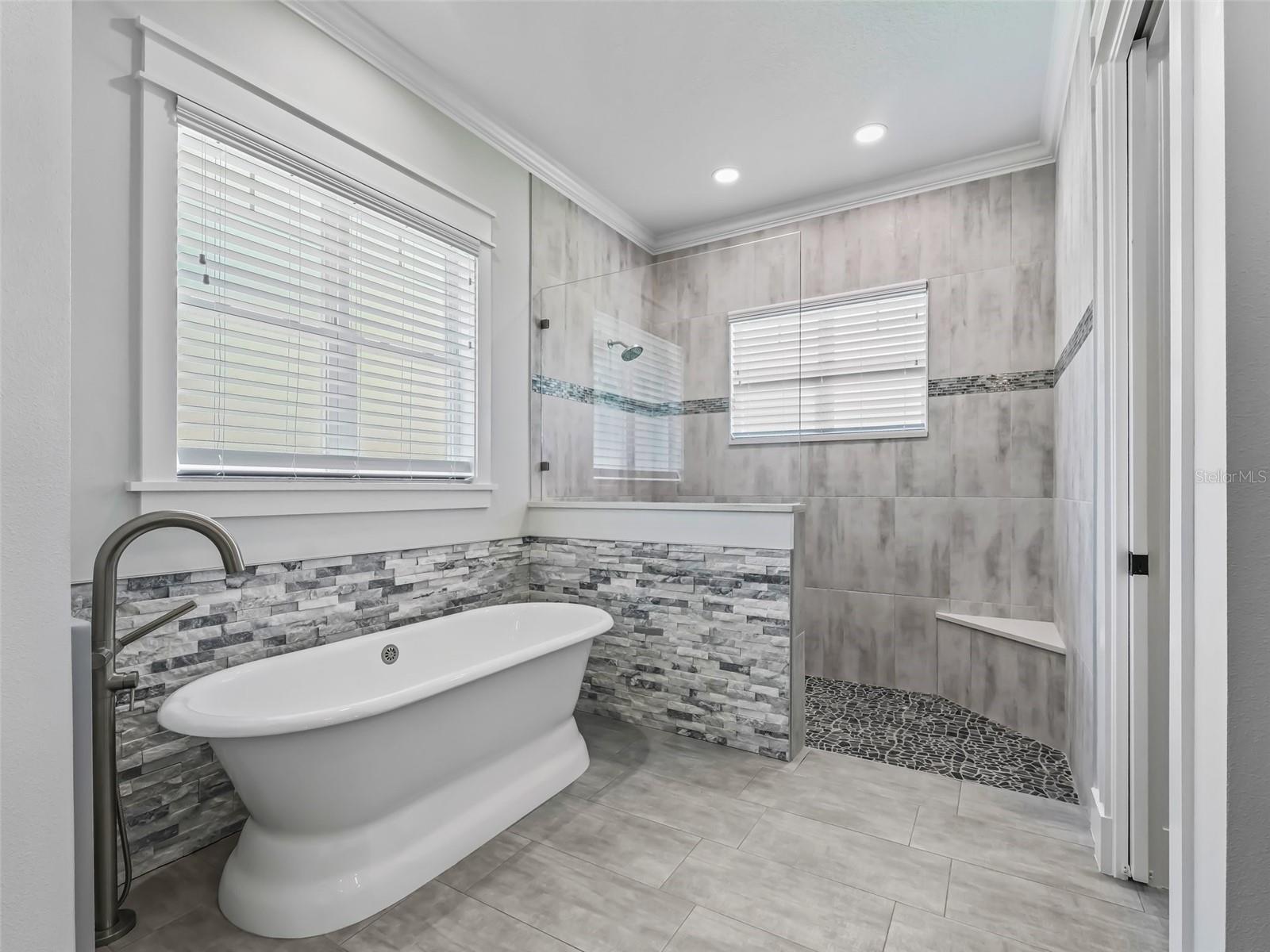 Image 28 of 56 For 7834 22nd Terrace