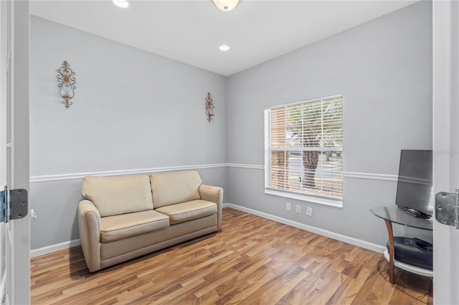 Image 13 of 51 For 4199 46th Court