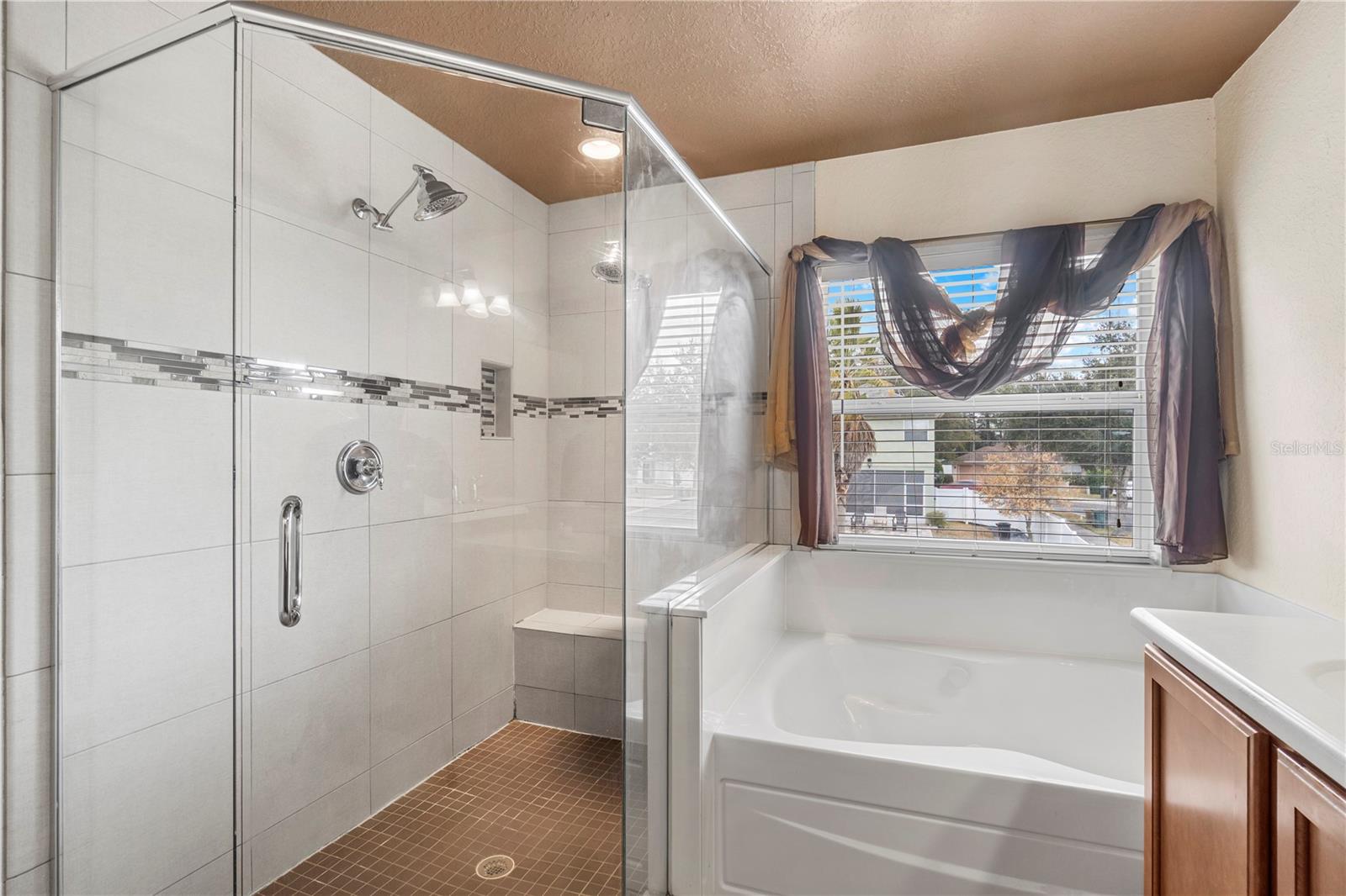 Image 31 of 51 For 4199 46th Court