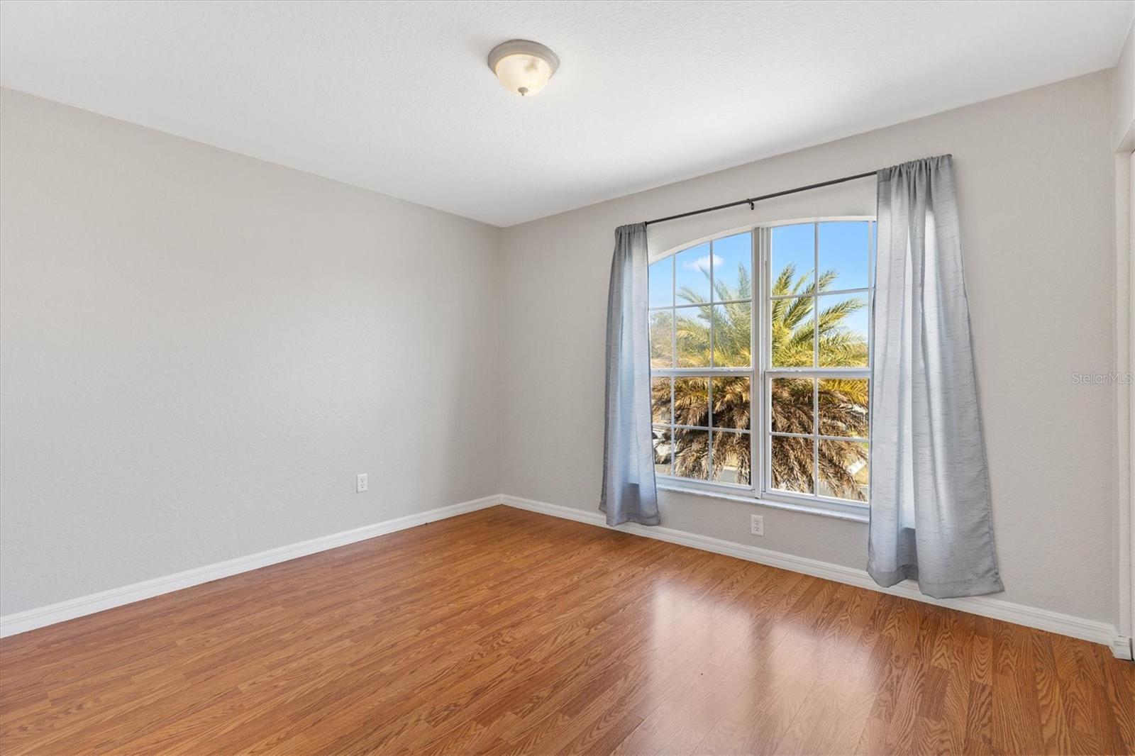 Image 21 of 46 For 5186 122nd Boulevard