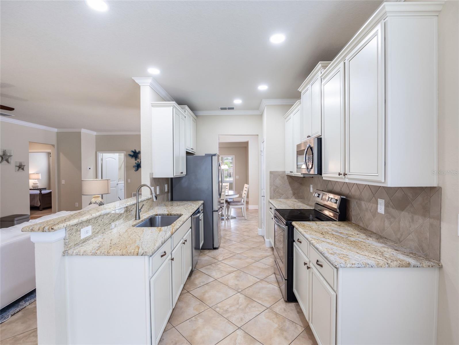 Image 13 of 62 For 9123 70th Loop