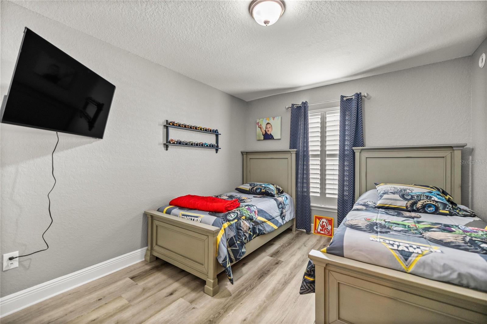 Image 31 of 42 For 4160 100th Street