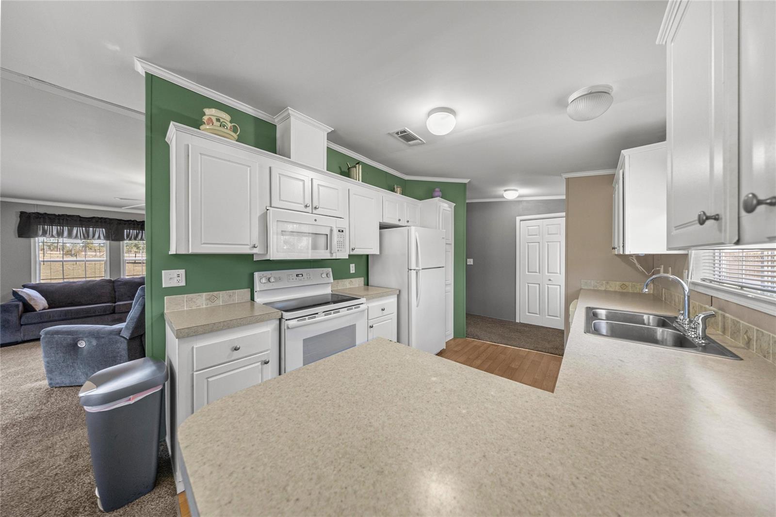 Image 10 of 34 For 12150 15 Street