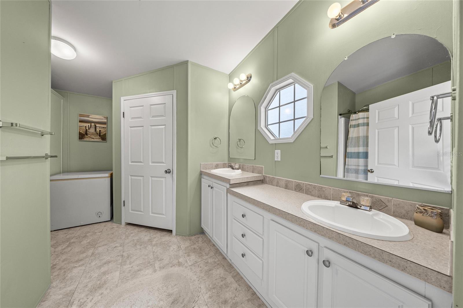 Image 15 of 34 For 12150 15 Street