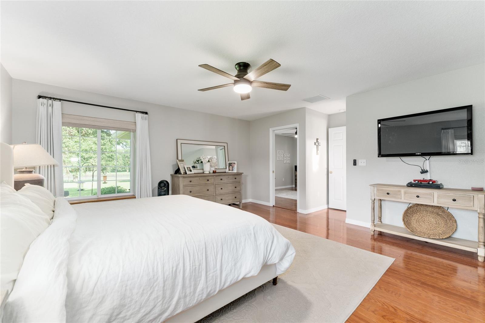 Image 30 of 83 For 9095 9th Terrace