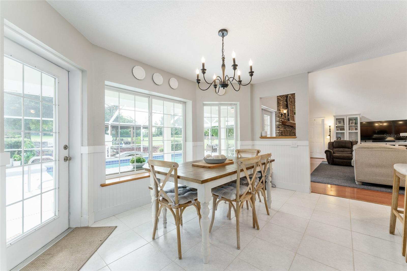 Image 34 of 83 For 9095 9th Terrace