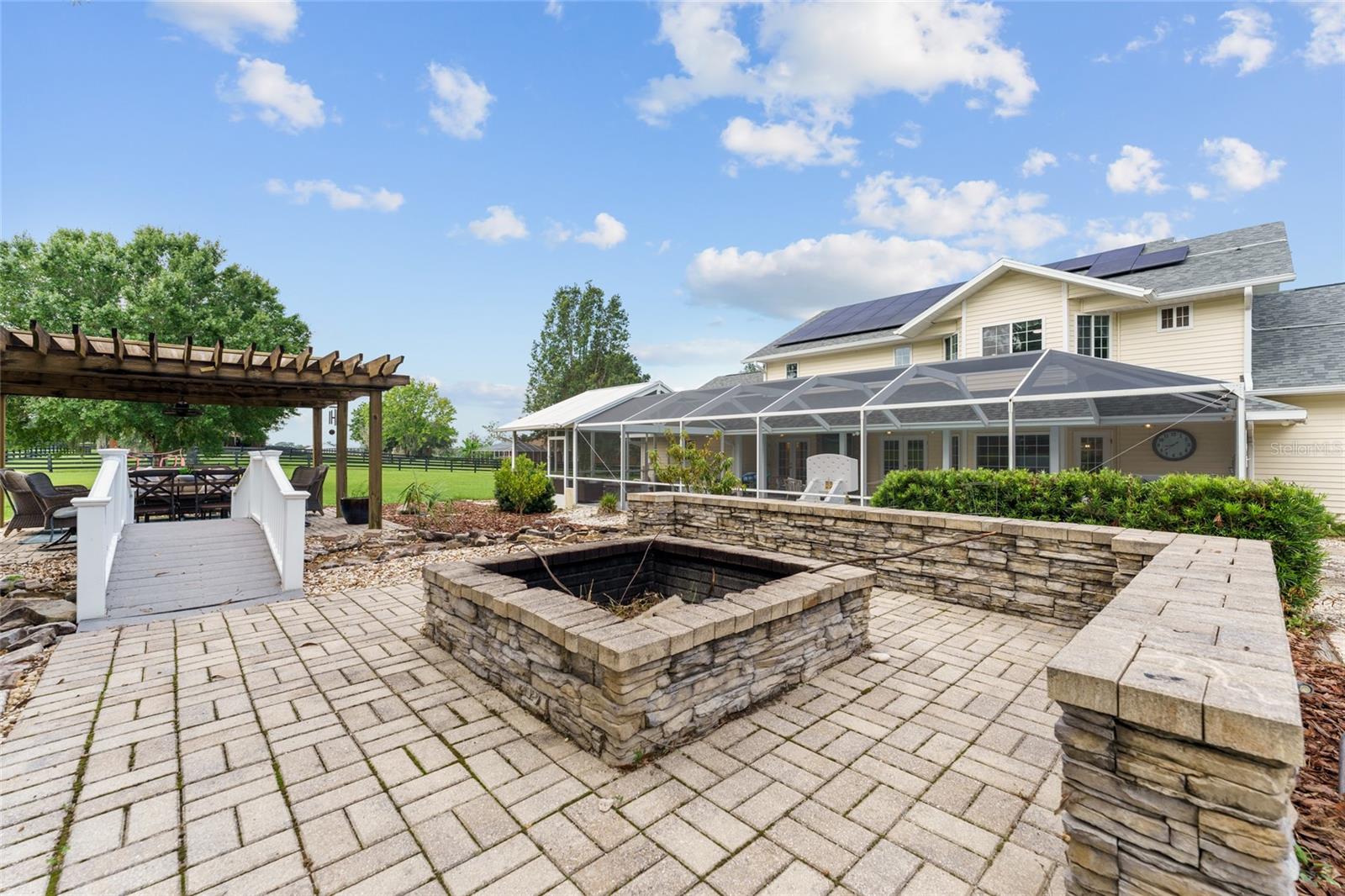 Image 61 of 83 For 9095 9th Terrace