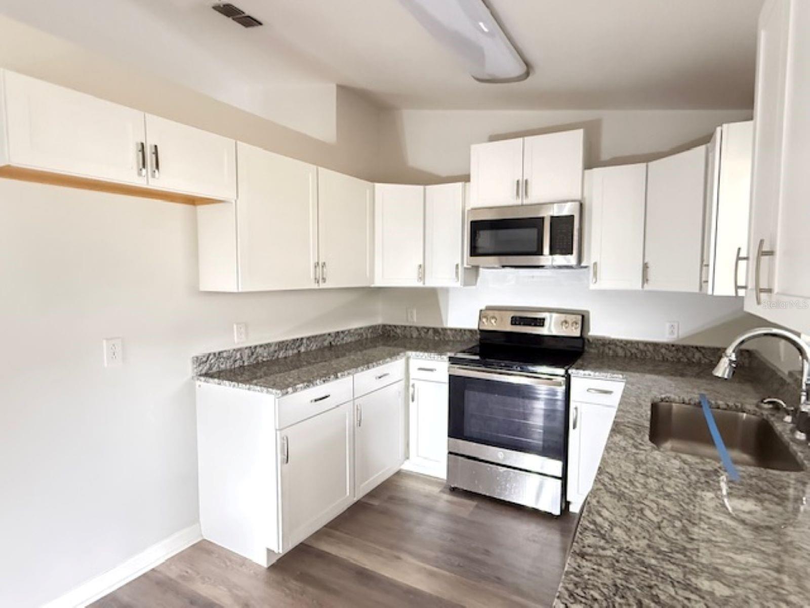 Image 5 of 11 For 4465 60th Street