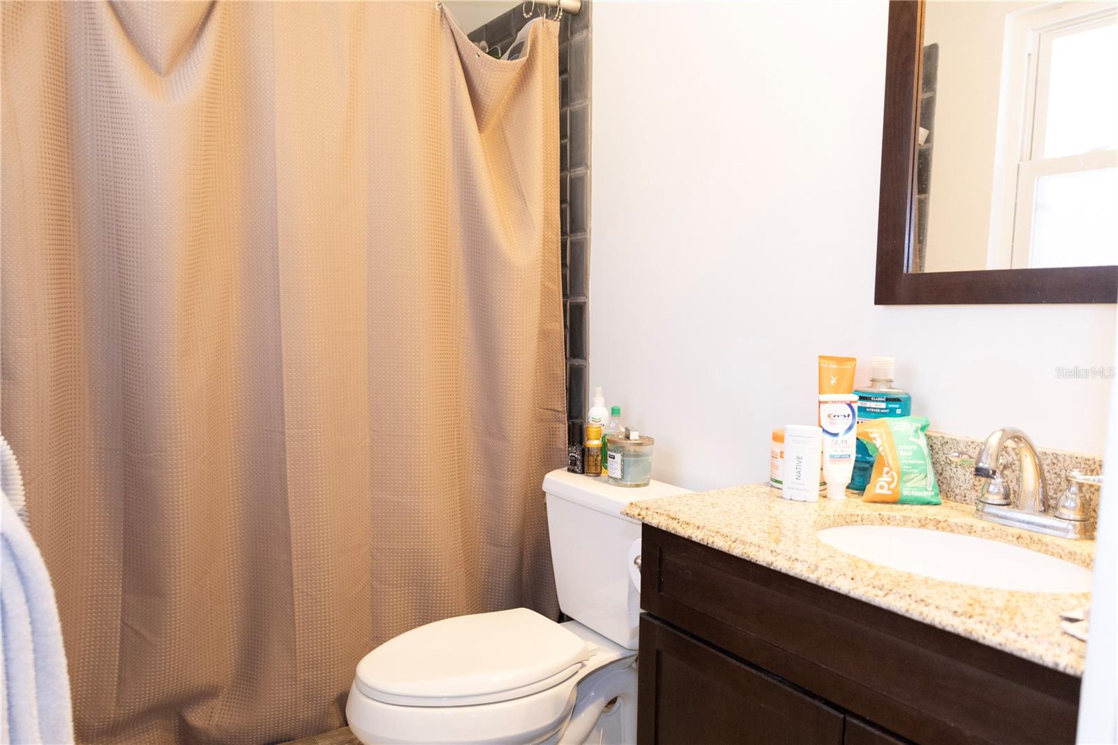 Image 15 of 16 For 2910 1st Avenue