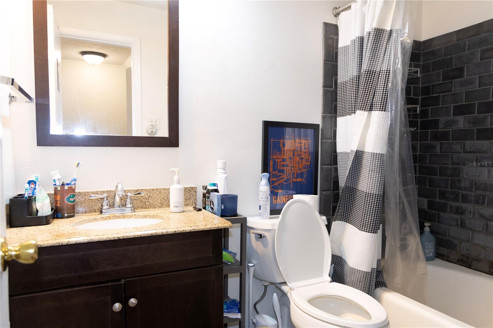 Image 16 of 16 For 2910 1st Avenue