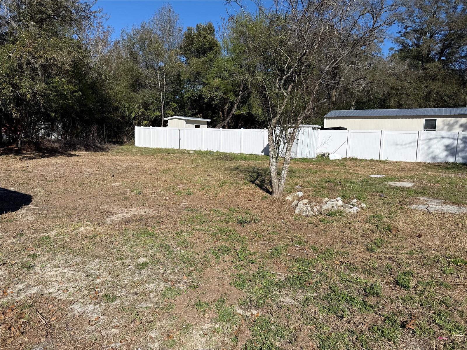 Image 4 of 16 For 589 Palm Ridge Avenue