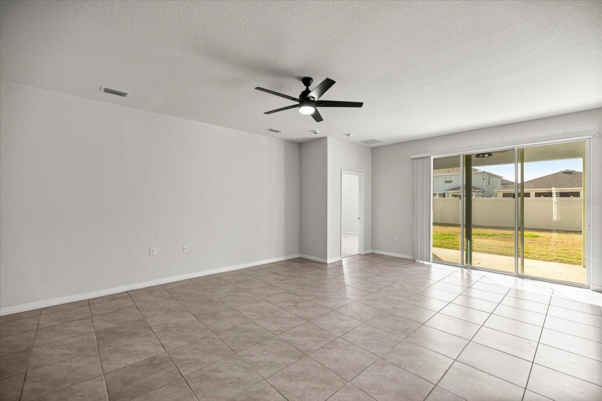 Image 10 of 41 For 8931 49th Circle