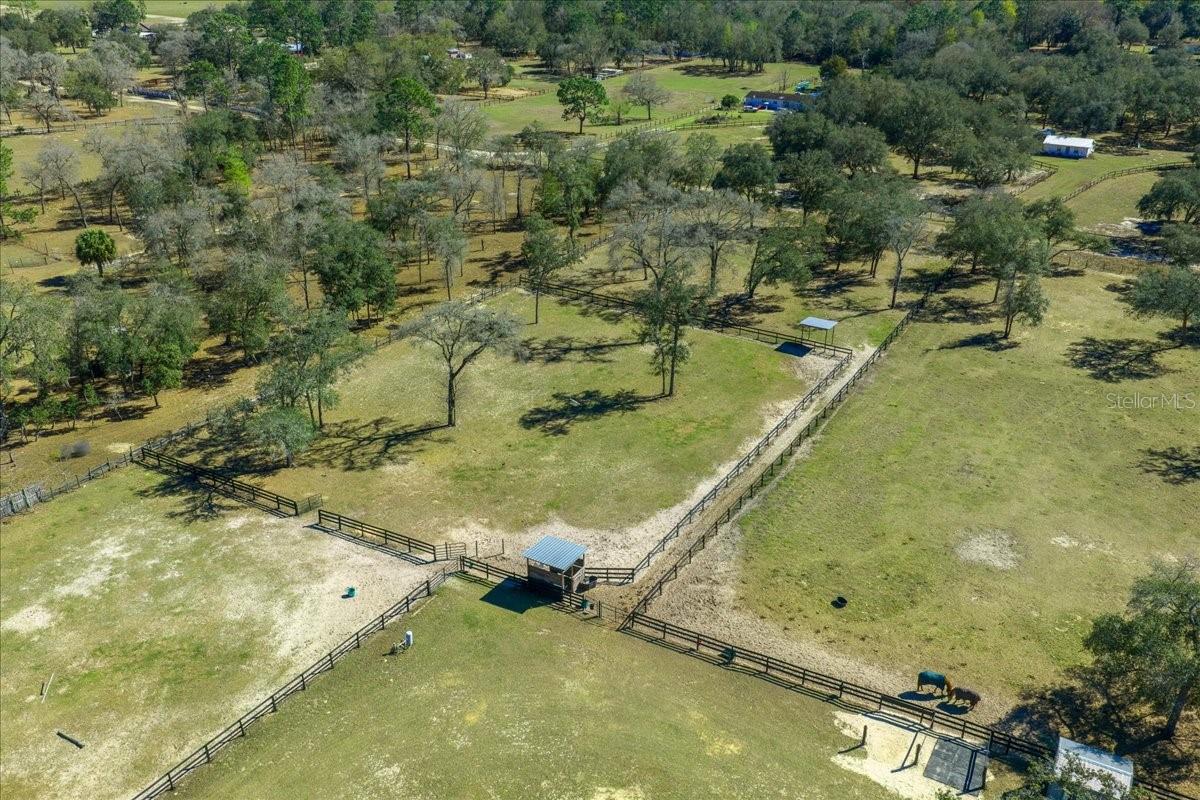 Listing photo id 30 for 6270 147th Court