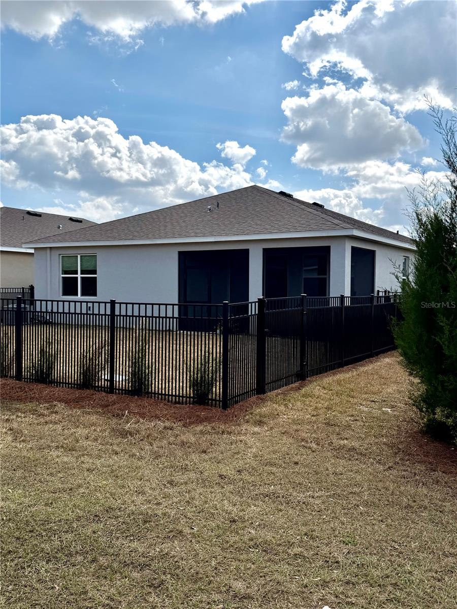 Image 2 of 26 For 5189 Nw 43rd Rd