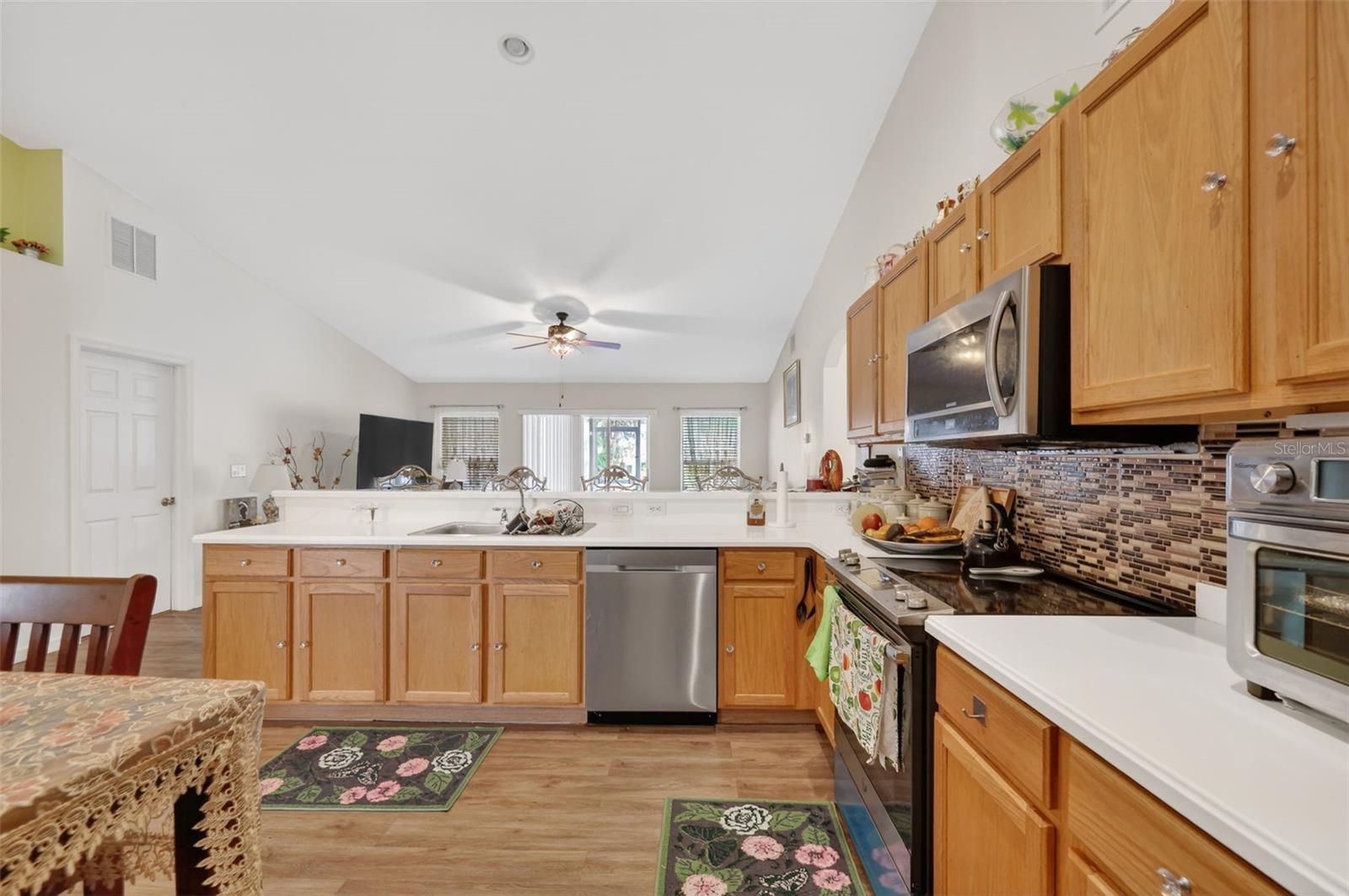 Image 14 of 49 For 1589 Fortune Road