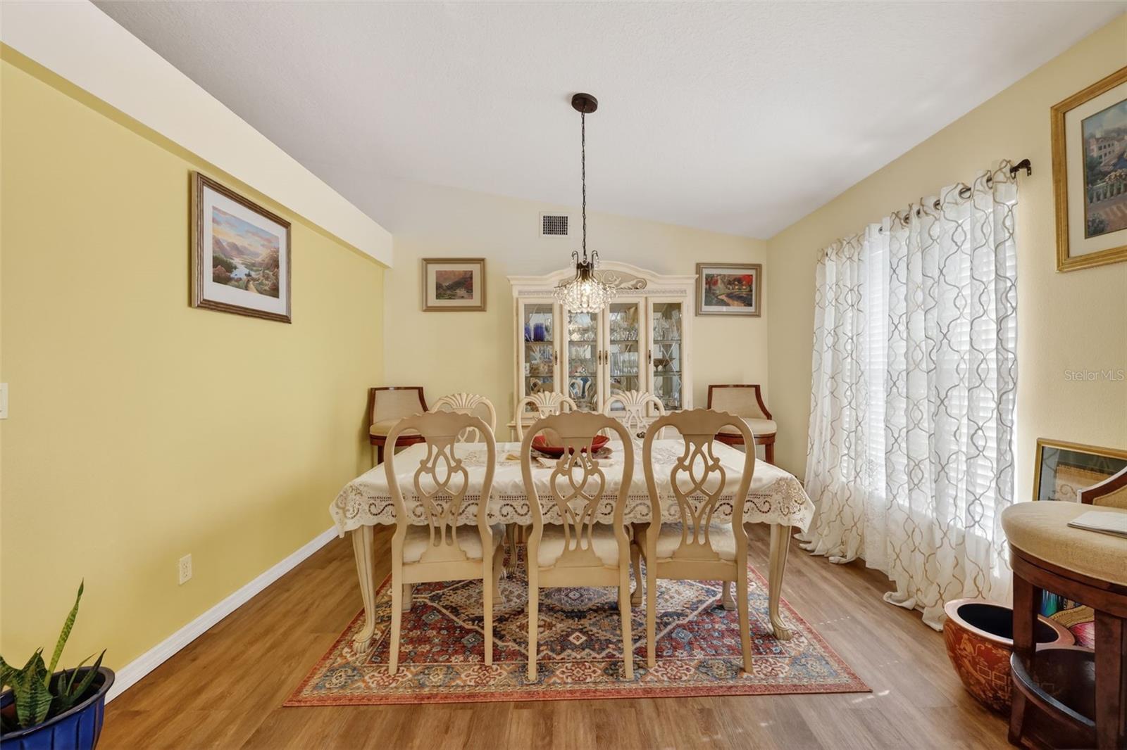 Image 3 of 49 For 1589 Fortune Road