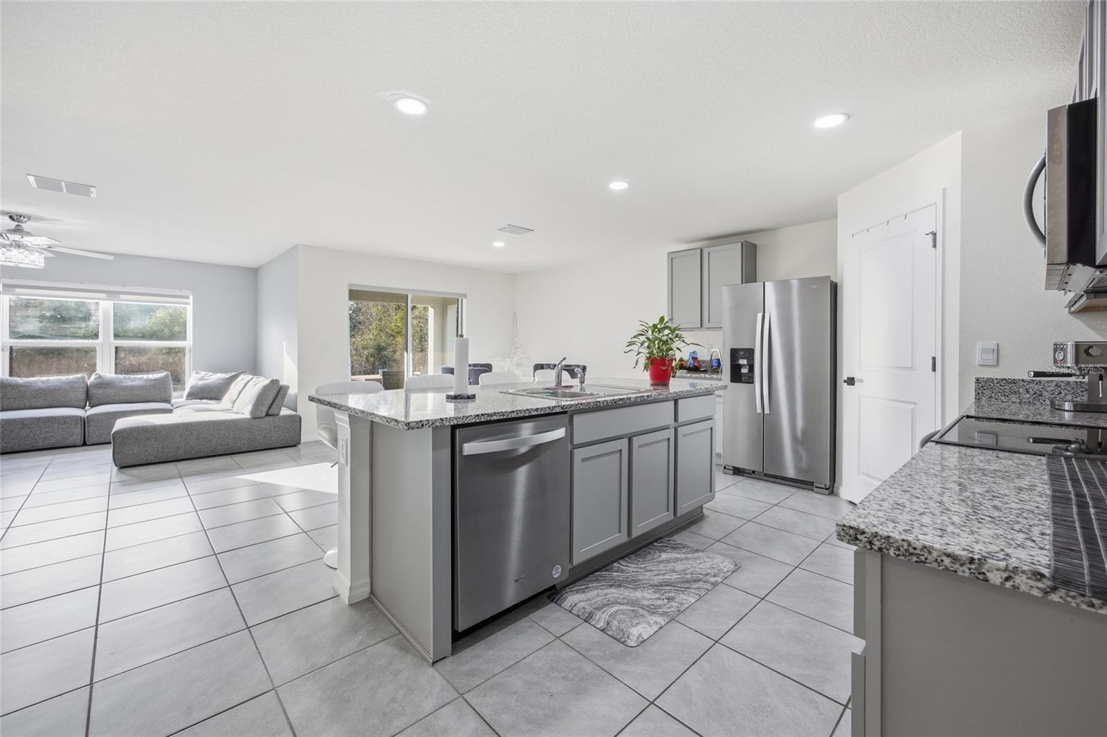 Image 12 of 36 For 16402 17th Terrace Road