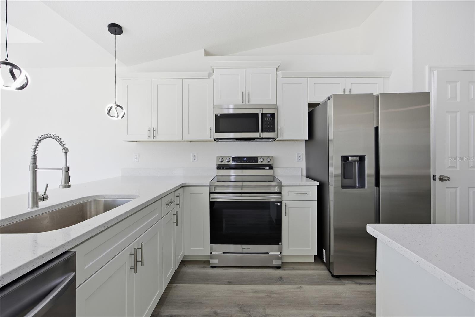 Image 11 of 40 For 13192 112th Place