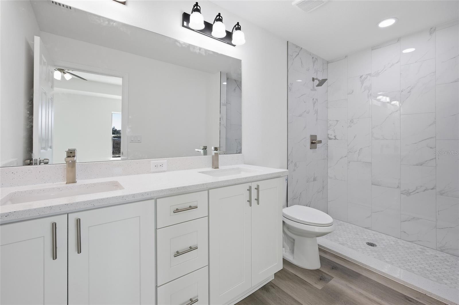 Image 19 of 40 For 13192 112th Place