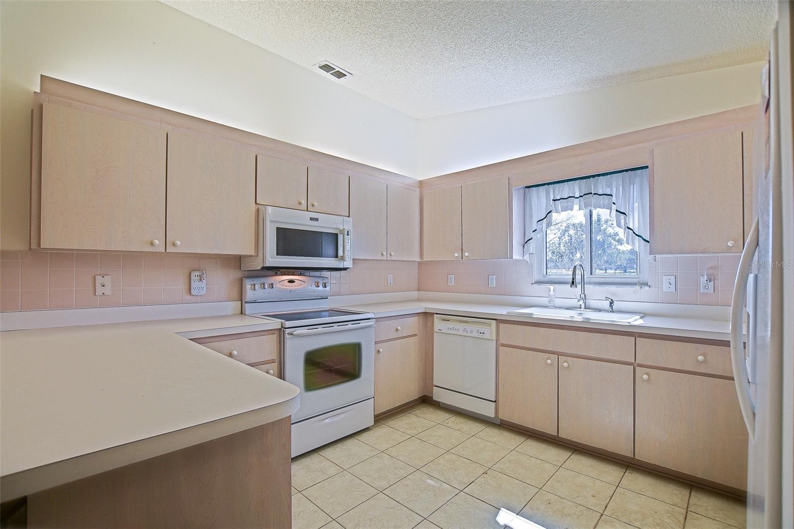 Image 21 of 36 For 10410 179th Place