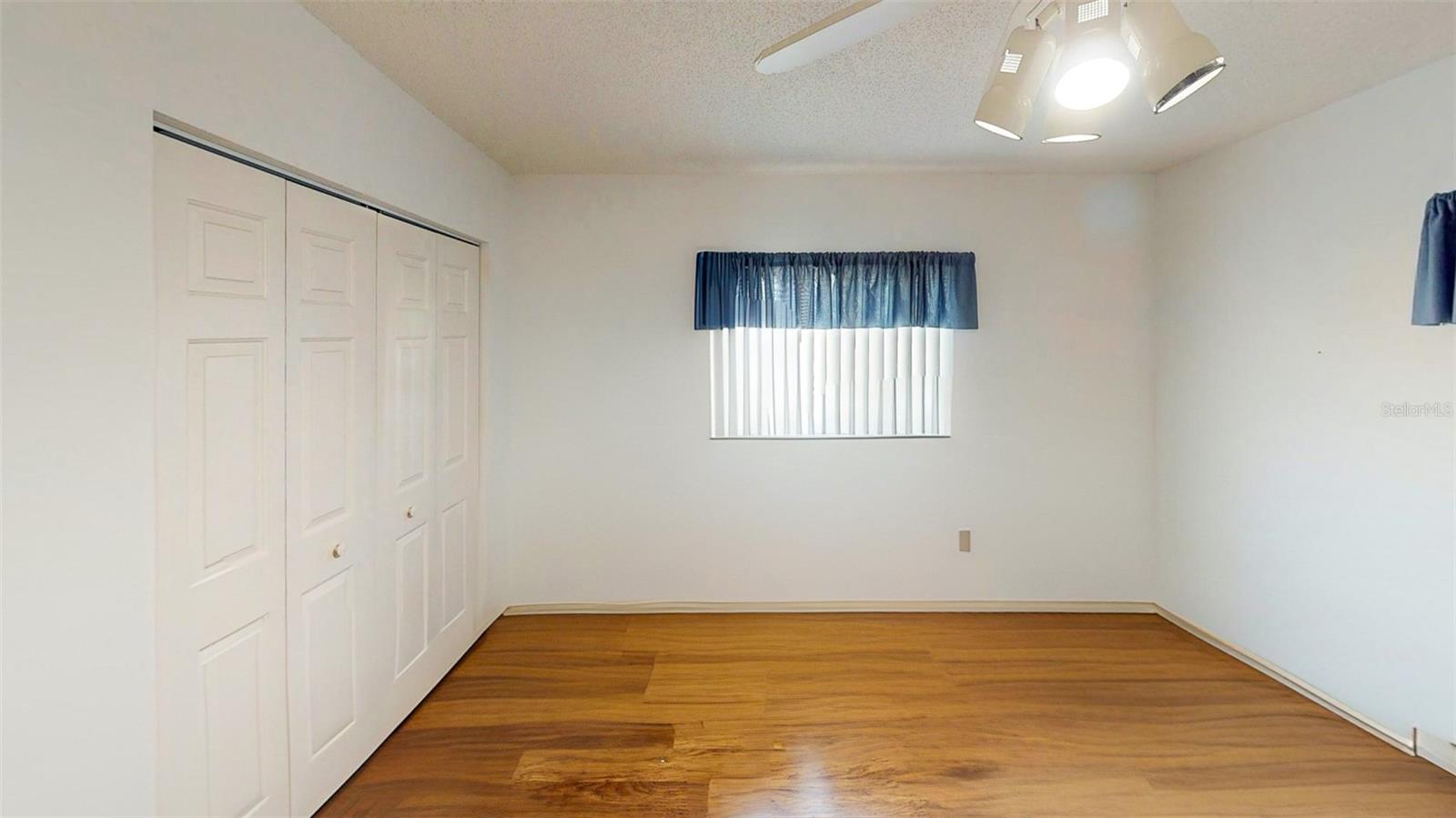 Image 27 of 36 For 10410 179th Place