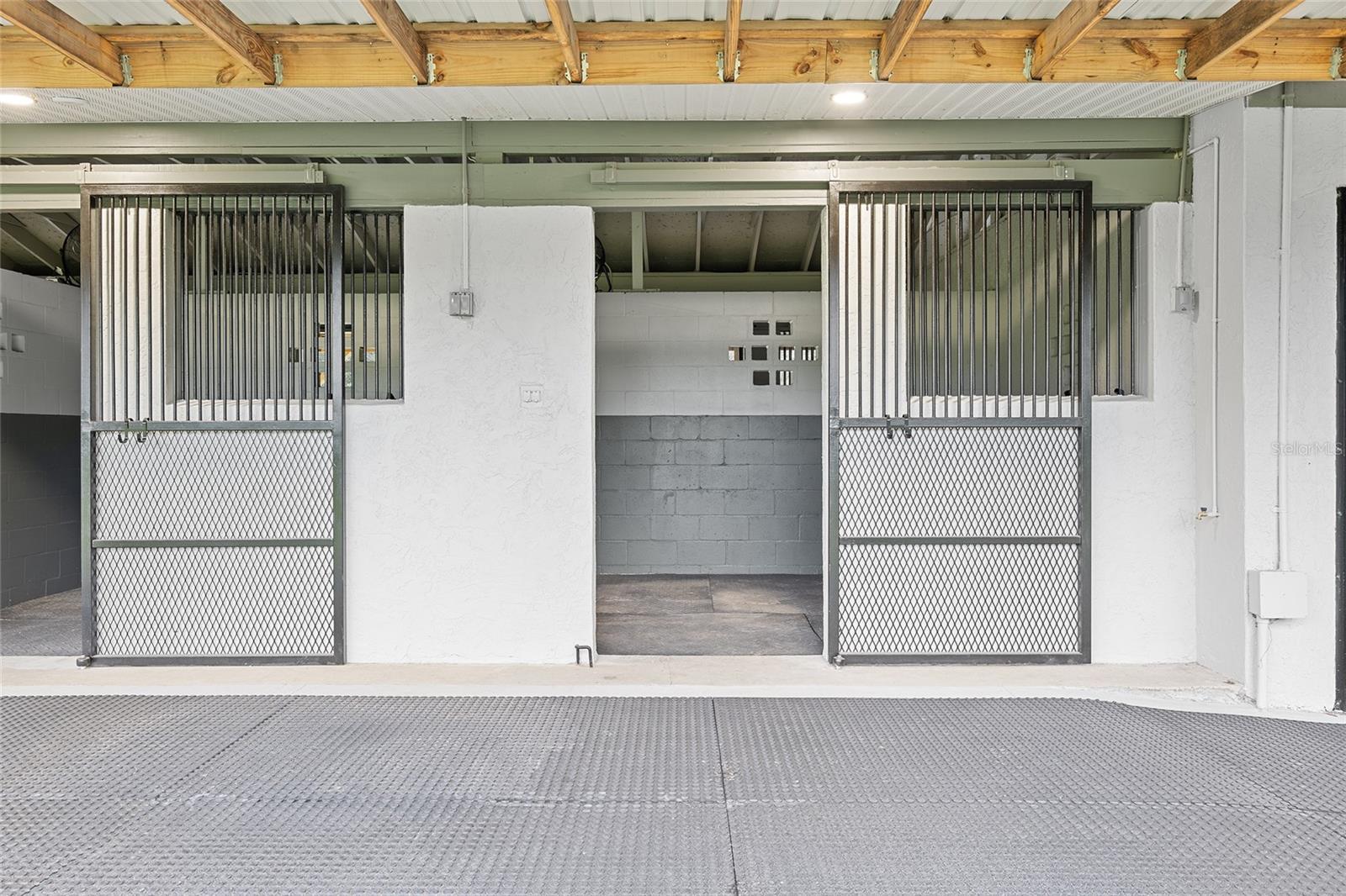 Image 10 of 35 For 2 Count Fleet Drive