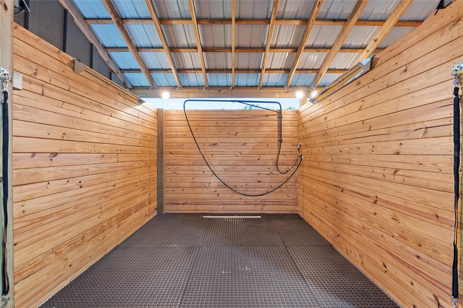 Image 17 of 35 For 2 Count Fleet Drive