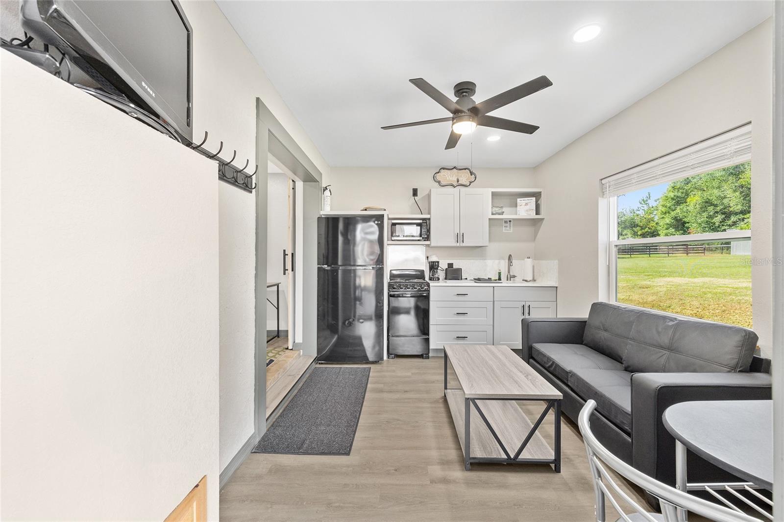 Image 19 of 35 For 2 Count Fleet Drive