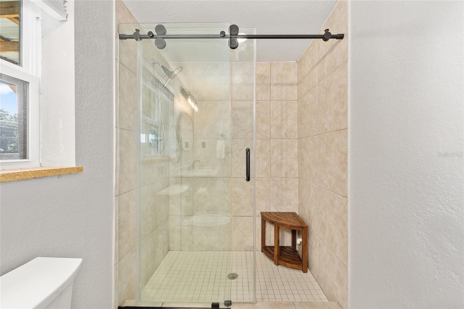 Image 28 of 35 For 2 Count Fleet Drive