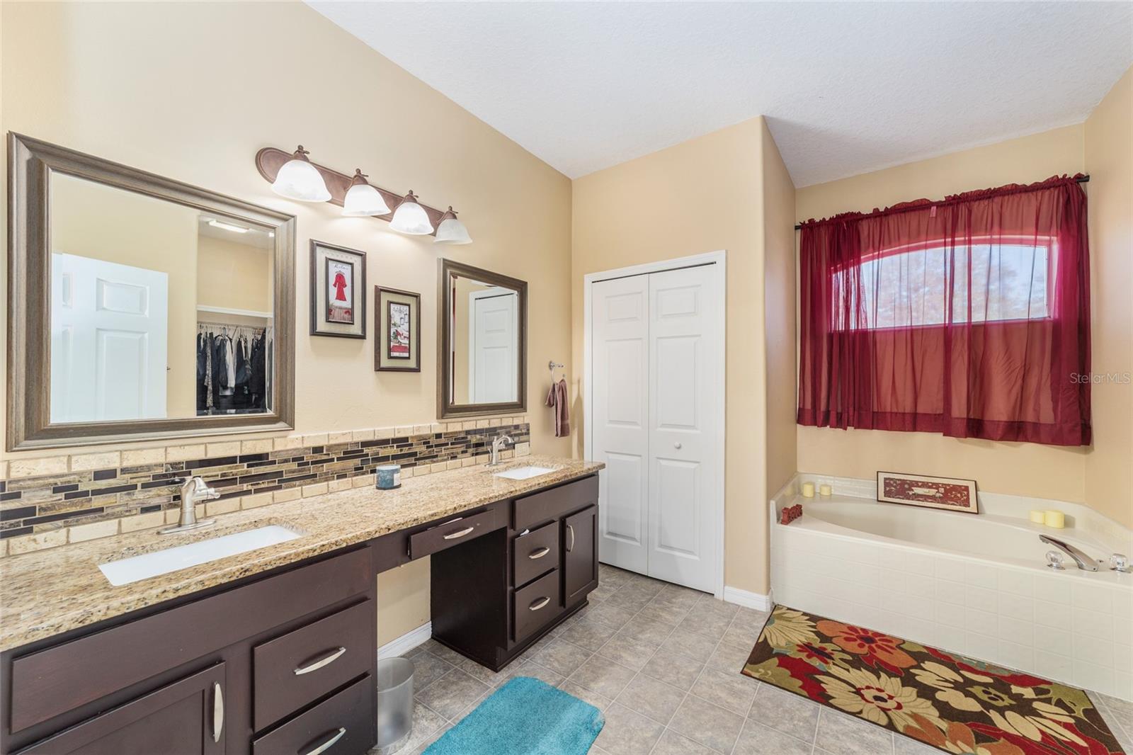 Image 23 of 44 For 2904 25th Street