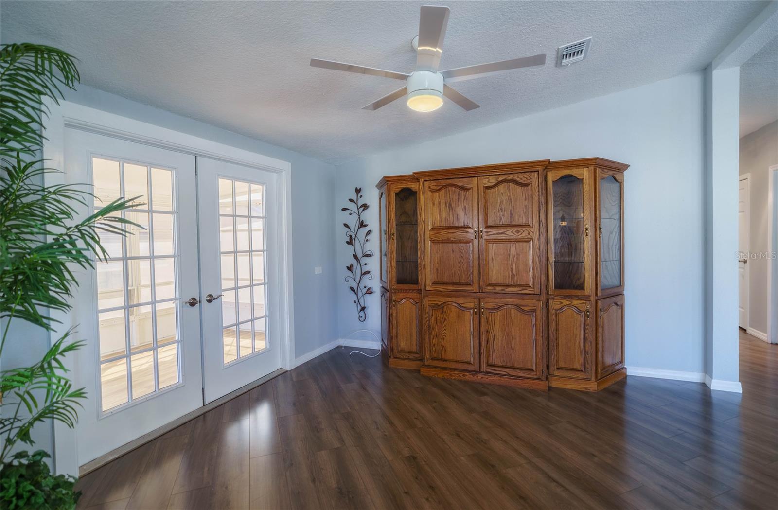 Image 25 of 55 For 1228 Maria Court