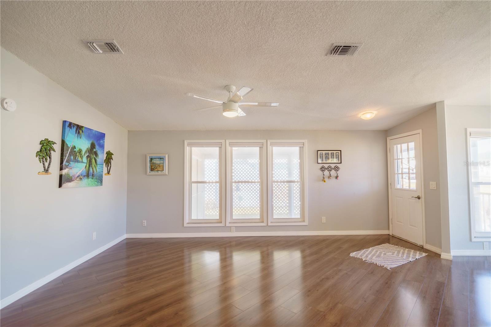 Image 26 of 55 For 1228 Maria Court