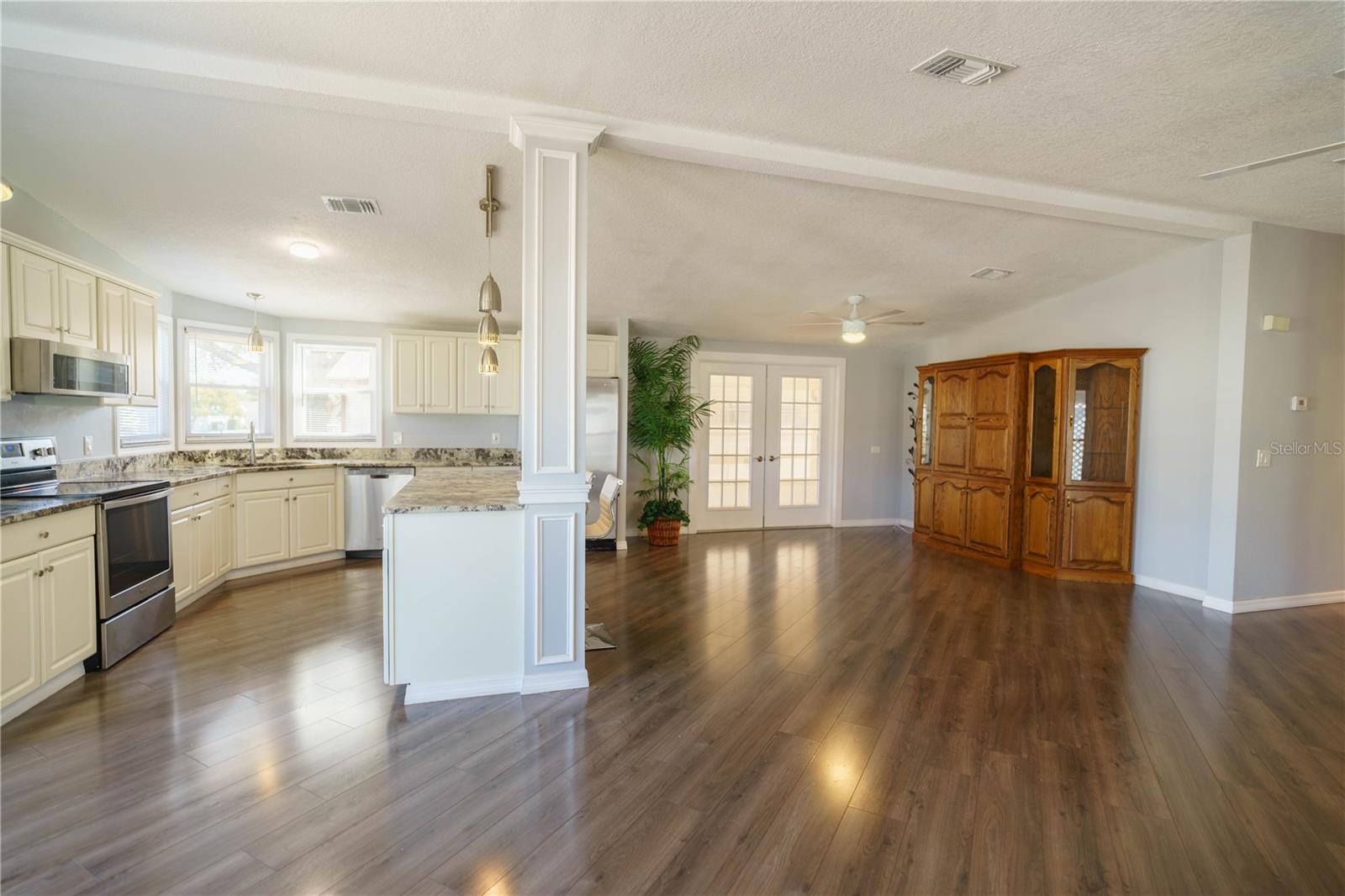 Image 27 of 55 For 1228 Maria Court