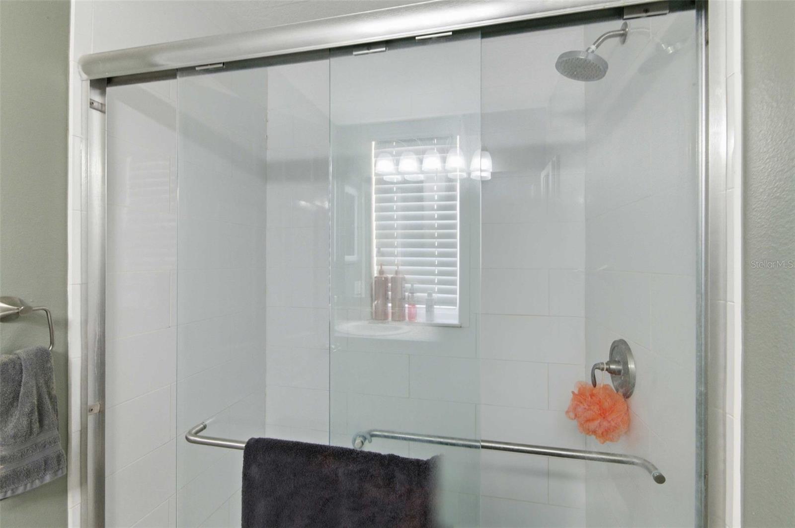 Image 14 of 65 For 6094 Rush Street