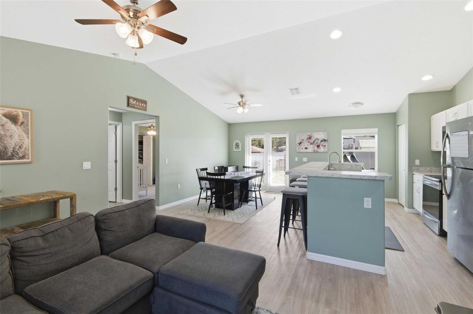 Image 5 of 65 For 6094 Rush Street