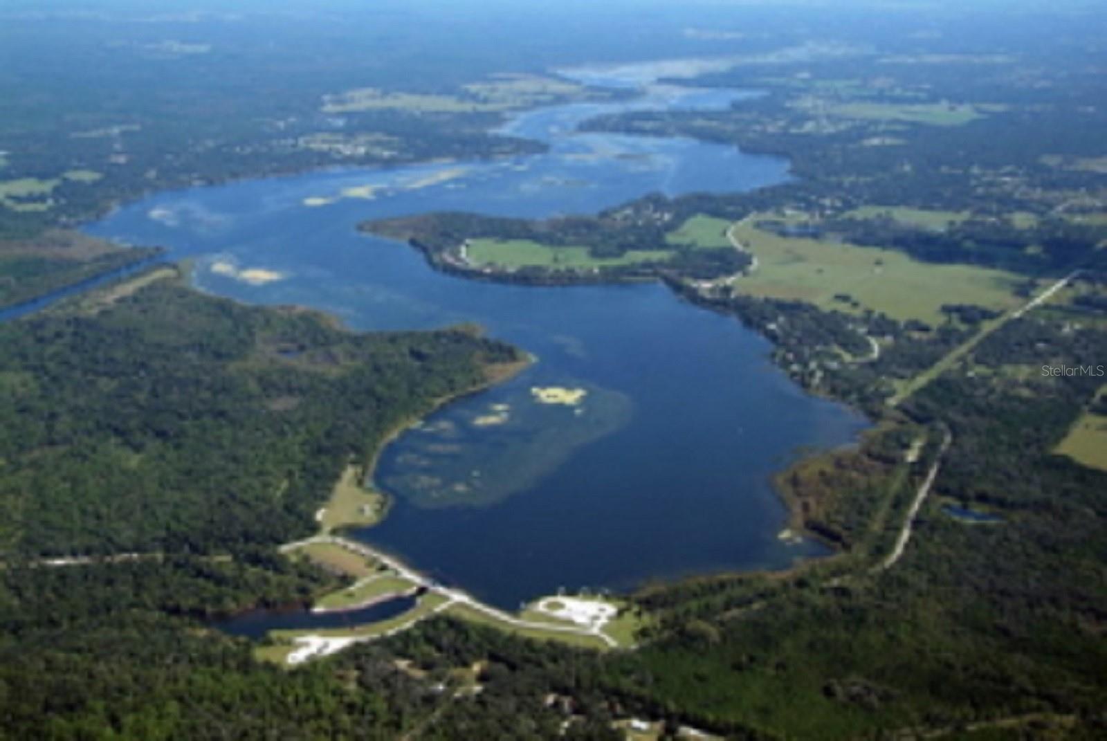 Image 61 of 65 For 6094 Rush Street