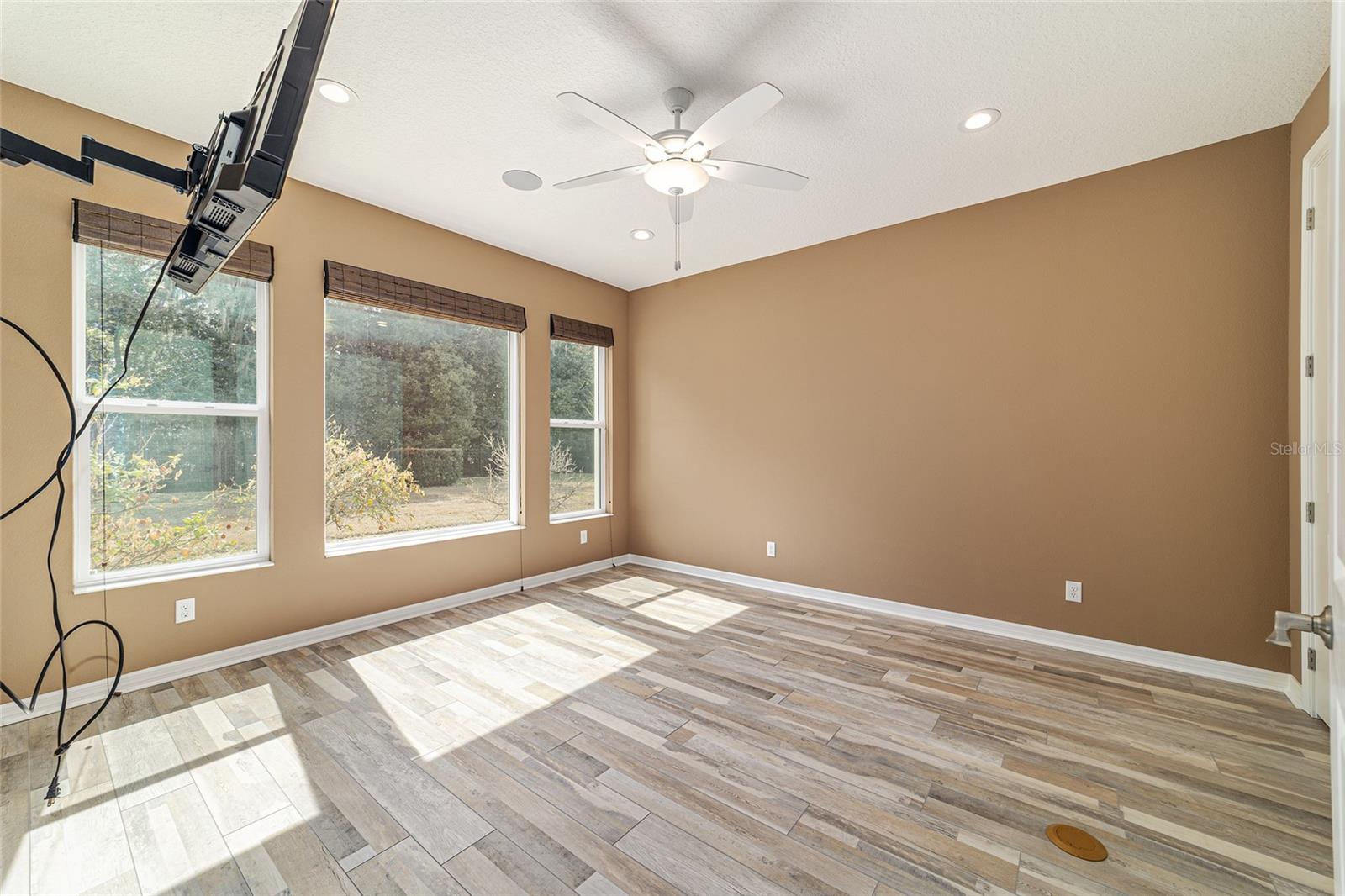 Image 49 of 83 For 2404 79th Street