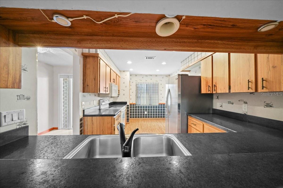 Image 14 of 61 For 1934 37th Ct Circle