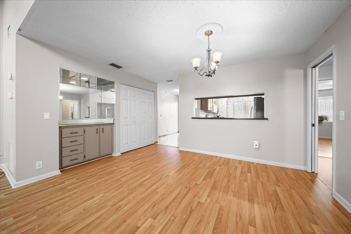 Image 24 of 61 For 1934 37th Ct Circle