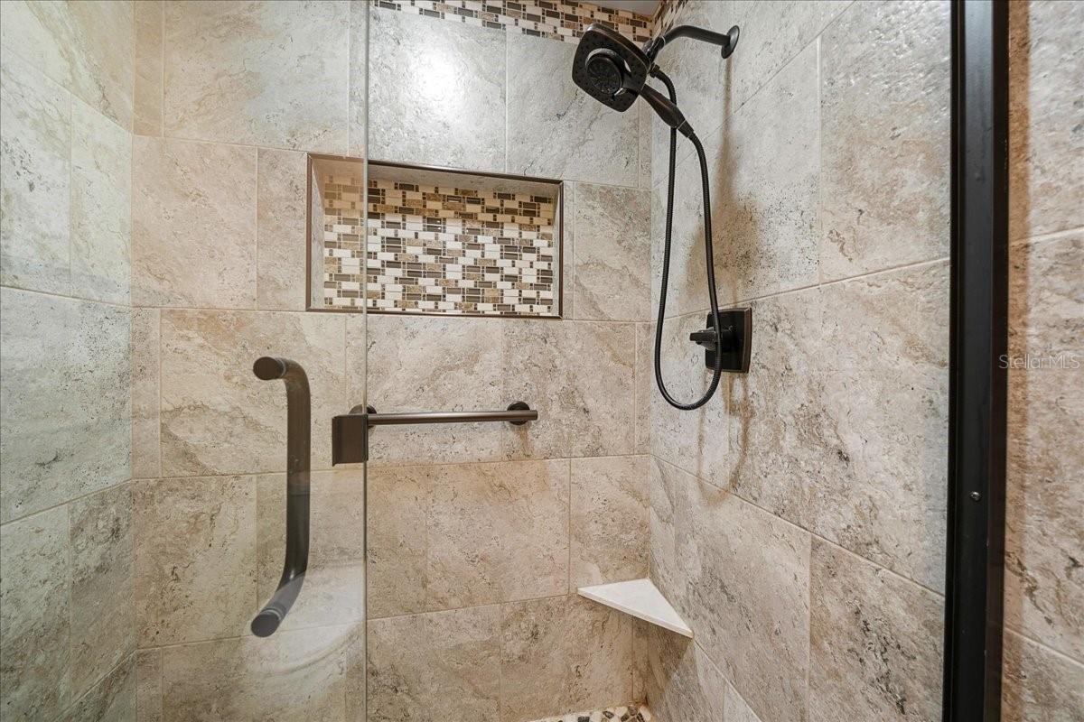 Image 35 of 61 For 1934 37th Ct Circle