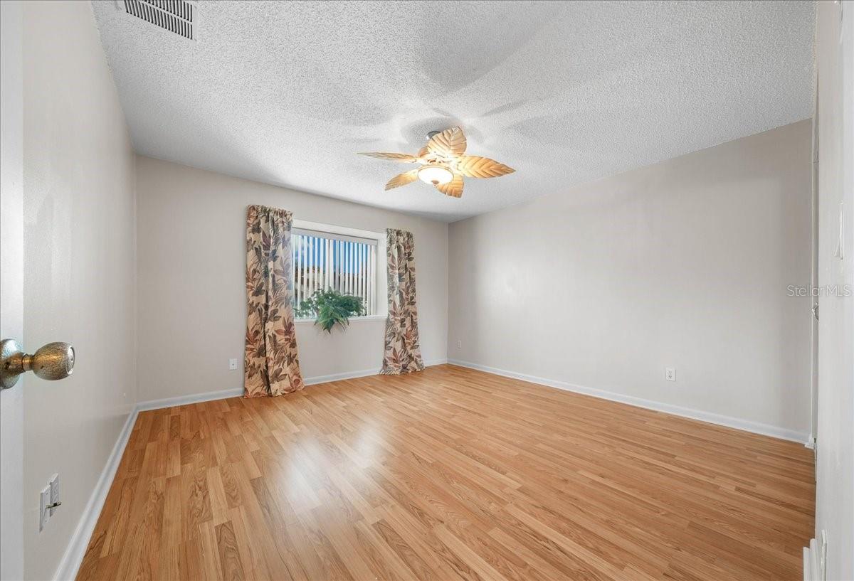 Image 44 of 61 For 1934 37th Ct Circle