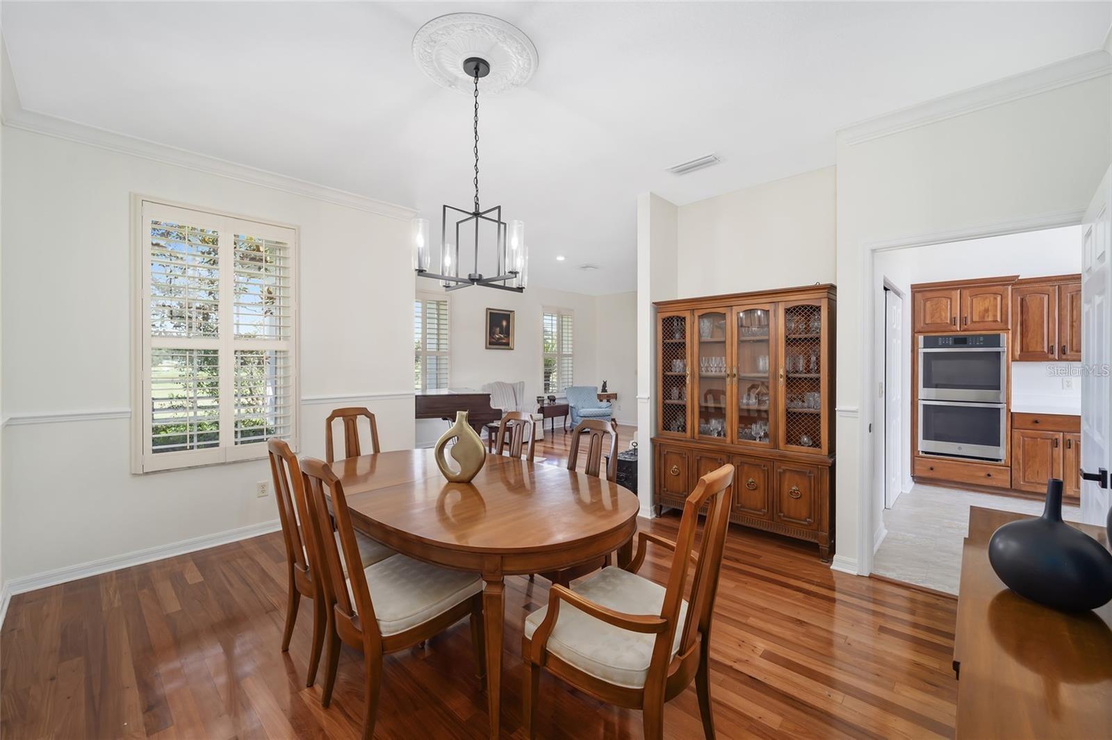 Image 26 of 79 For 7137 & 7141 Magnolia Avenue