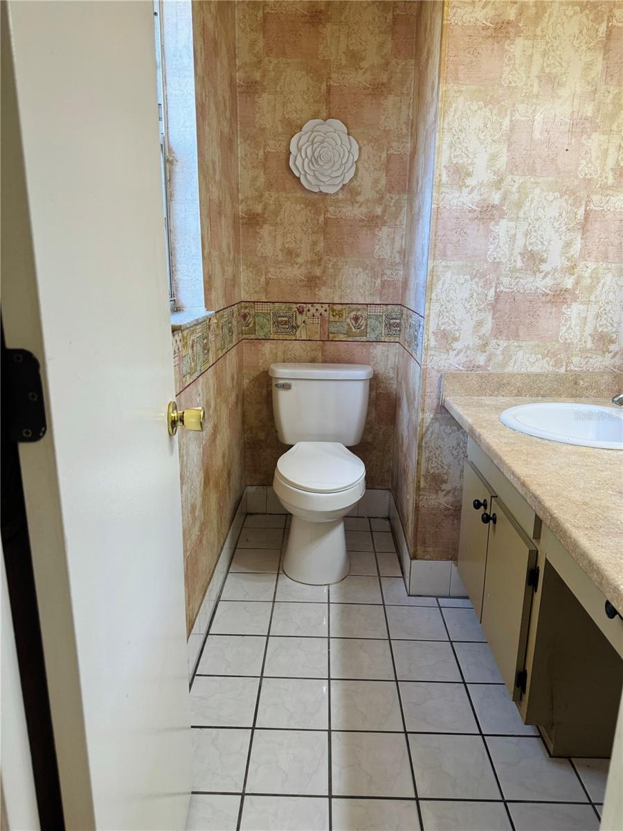 Image 16 of 33 For 1724 30th Street