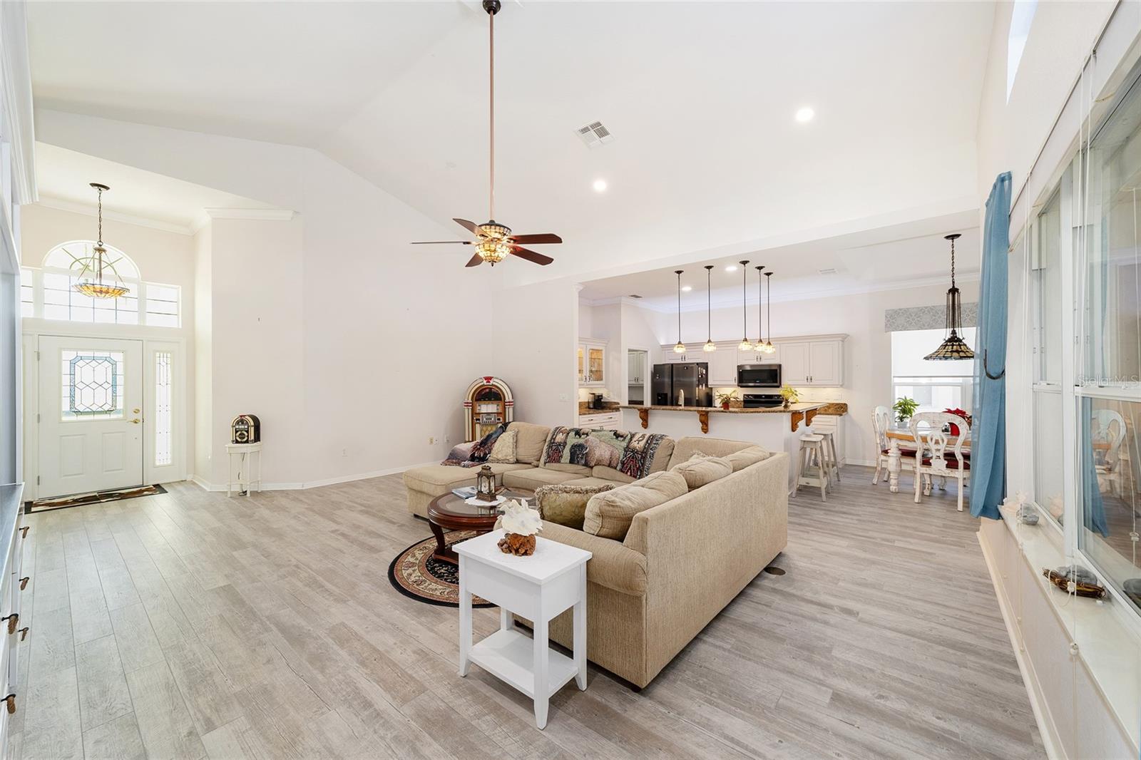 Image 12 of 34 For 7465 111th Lane