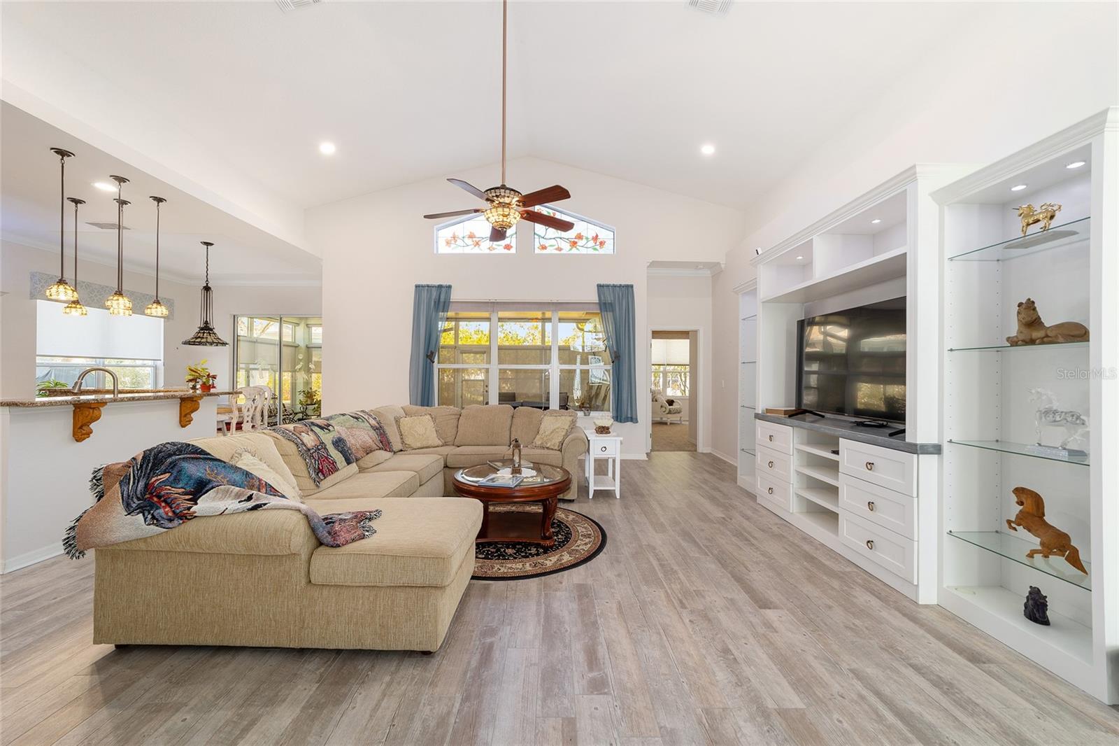 Image 9 of 34 For 7465 111th Lane