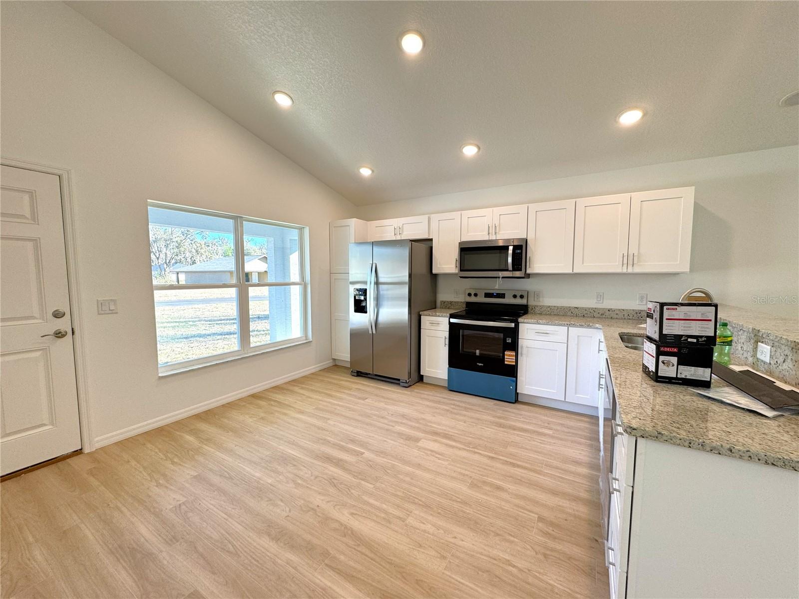 Image 5 of 27 For 8808 Albertson Court