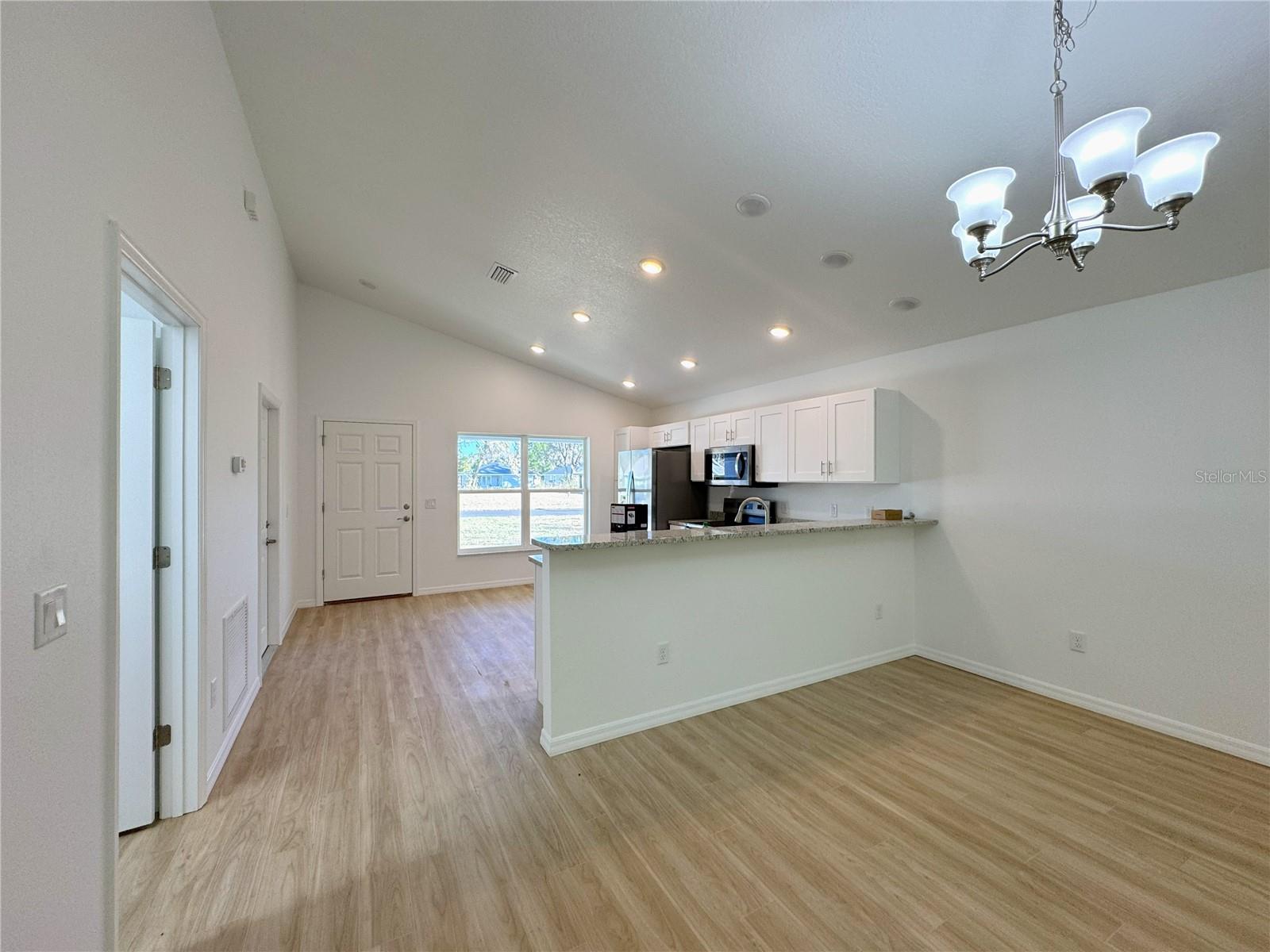 Image 6 of 27 For 8808 Albertson Court