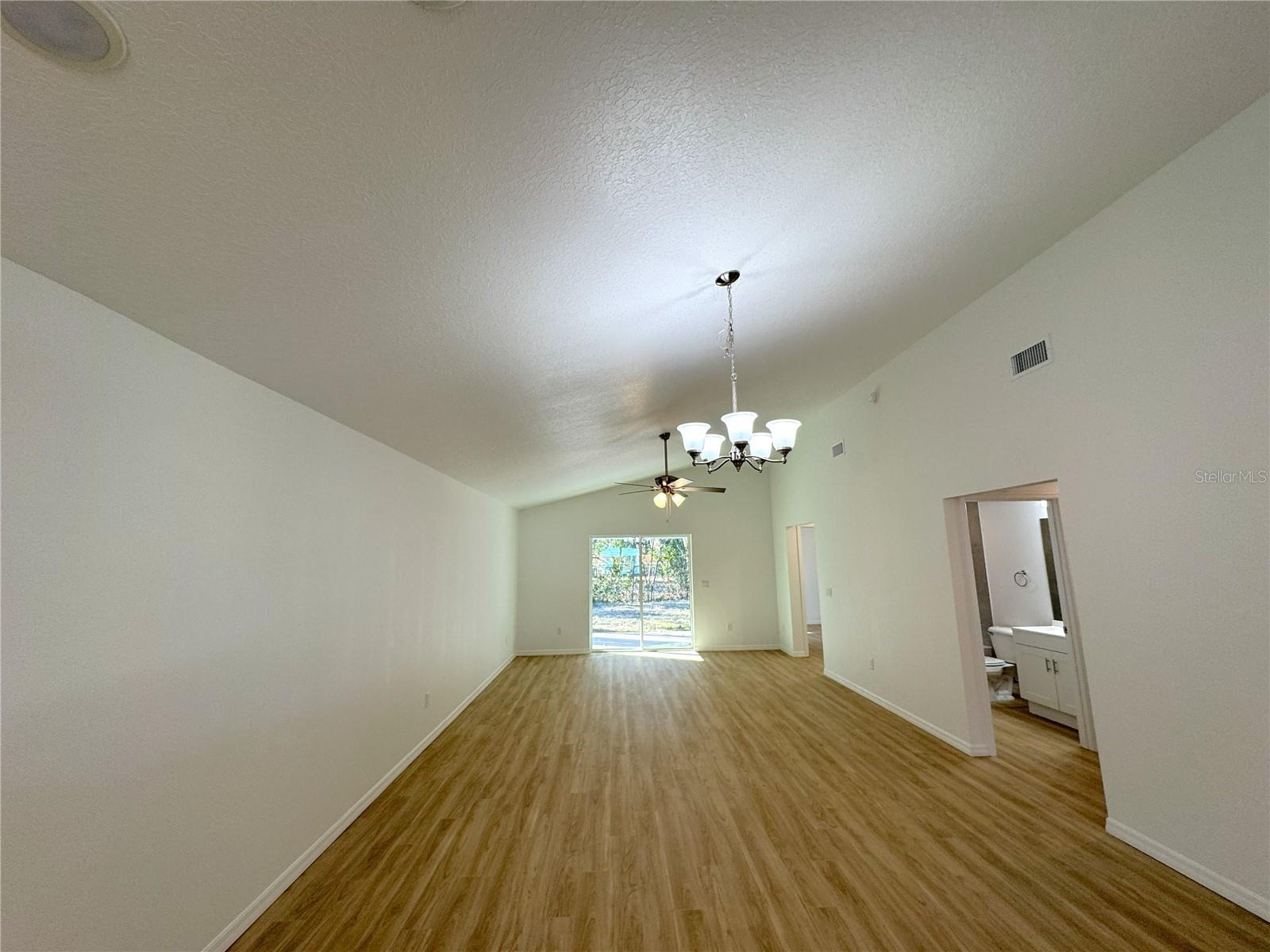 Image 8 of 27 For 8808 Albertson Court