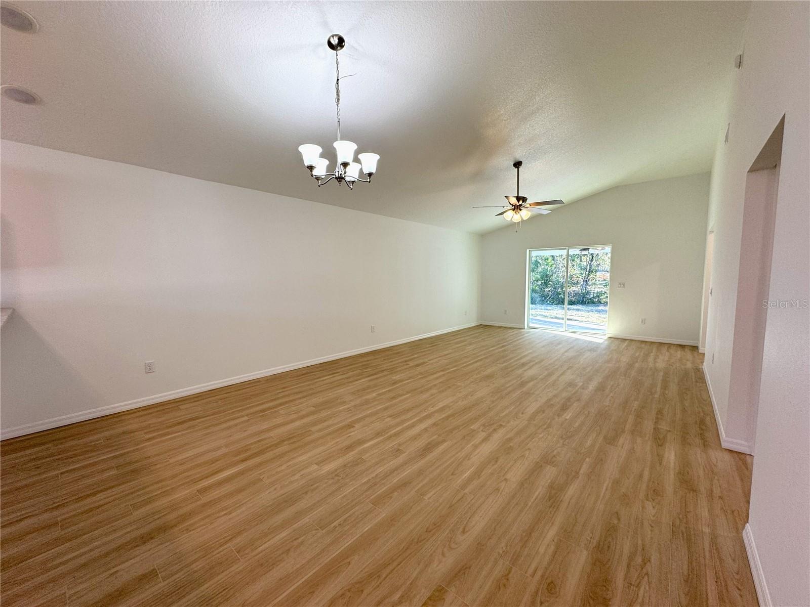 Image 9 of 27 For 8808 Albertson Court